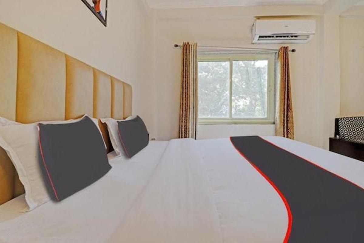 Hotel Amishi Raiwala Екстериор снимка